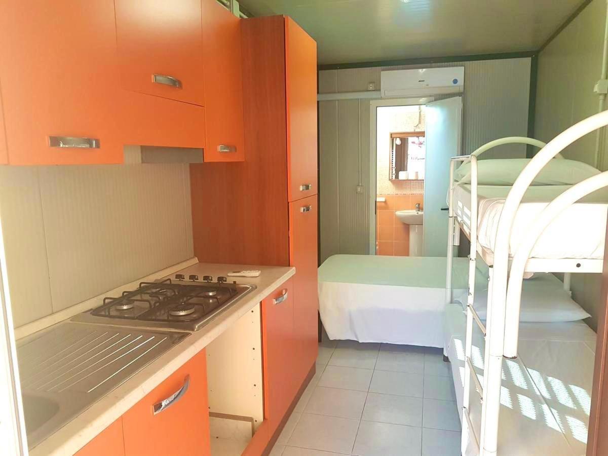 Camping Village Nice Garden Ardea Esterno foto